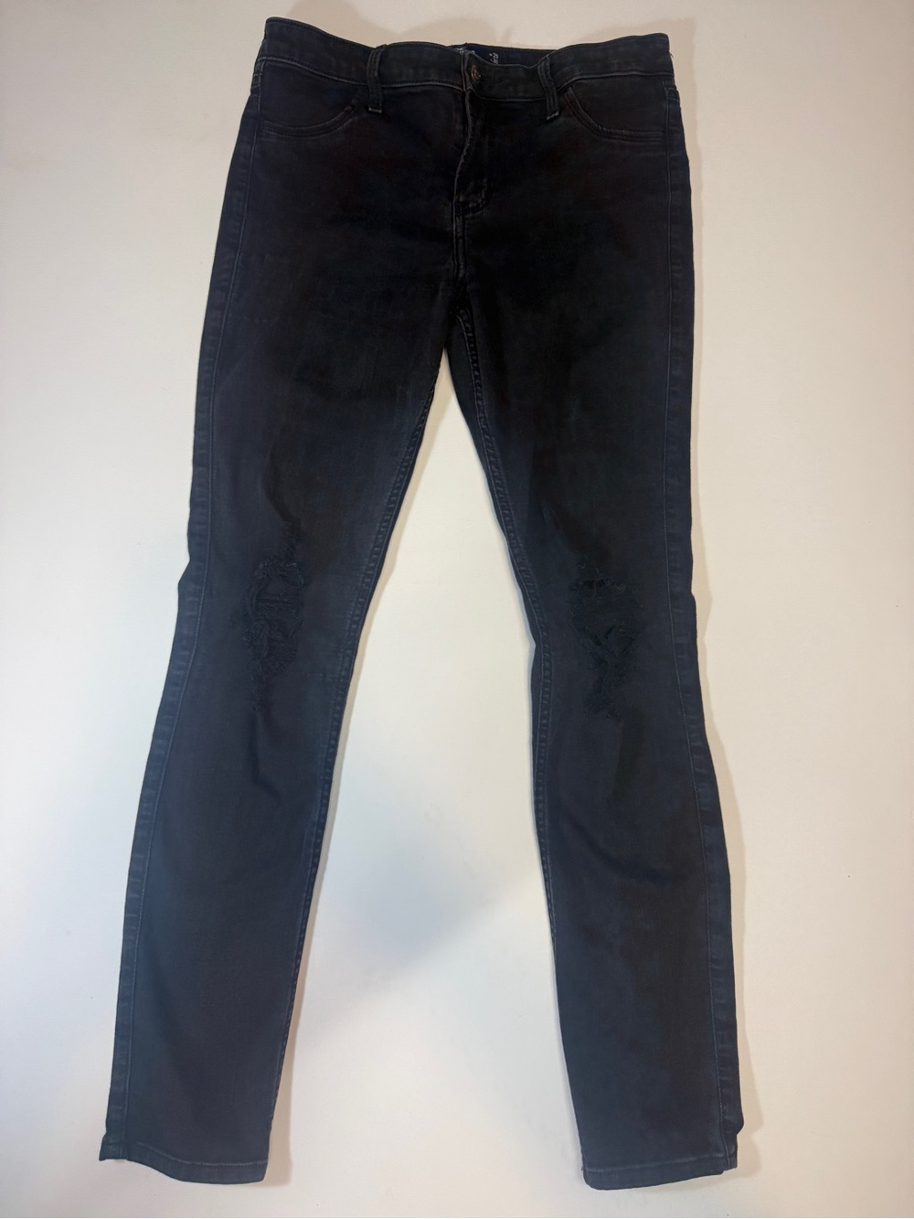 Hollister‎ Women's Black Skinny Jeans with Subtle Knee Detail